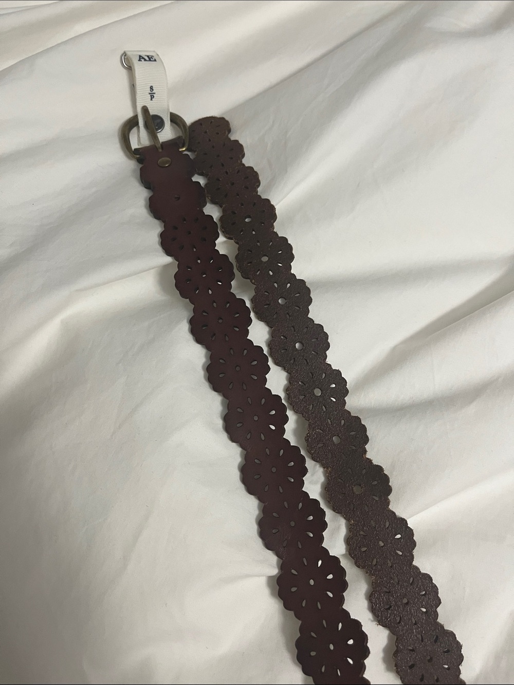AMERICAN EAGLE Floral Cutout Leather Belt - Brown